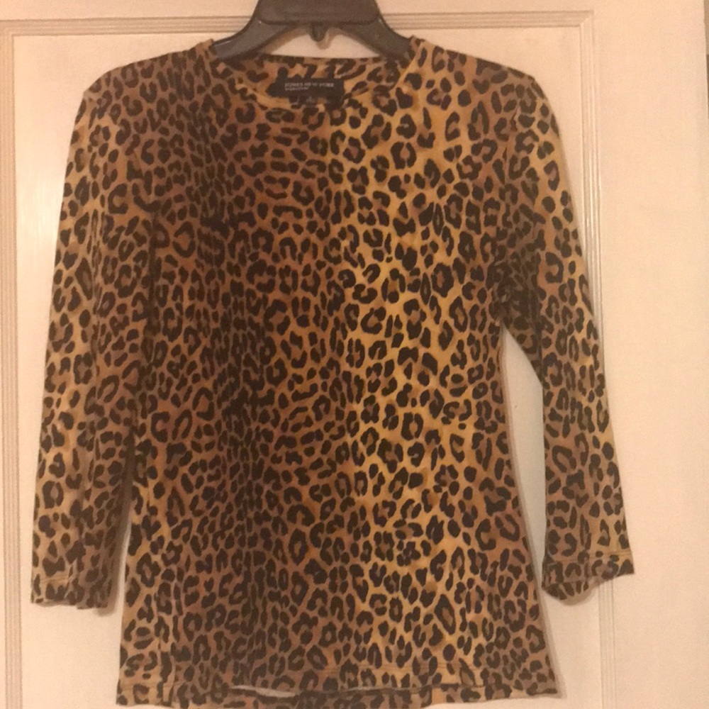 Jones New York Leopard Top!!!